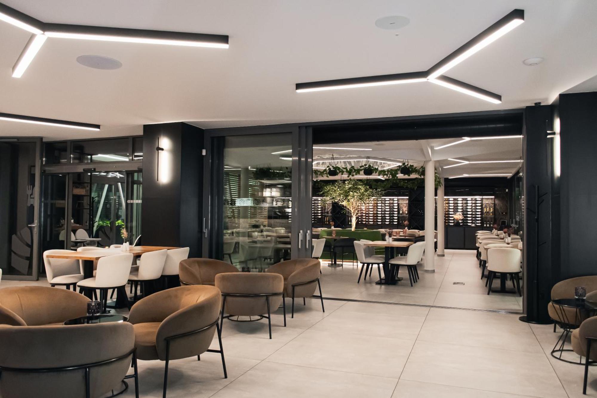 Rm Hotel Wellness & Congress Prievidza Εξωτερικό φωτογραφία